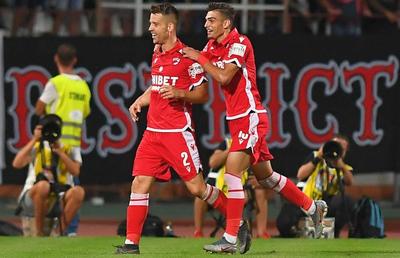 DINAMO - HERMANNSTADT 3-0 // Rușine istorică! Dinamo și FCSB au făcut ROCADA! Victoria „câinilor” trimite echipa lui Gigi Becali pe ULTIMUL LOC!