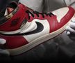 FOTO Cum arată pantofii originali „Air Jordan 1", vânduți cu fabulosul preț de 615.000$!