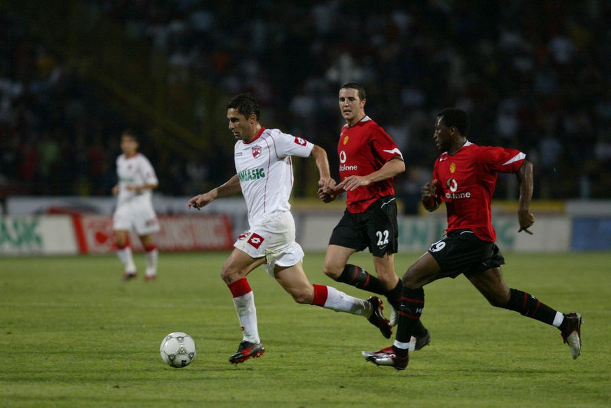 RETRO GSP. 64 de ani de la primul meci european al unei echipe românești » Dinamo i-a scos pe turci, apoi a urmat măcelul!