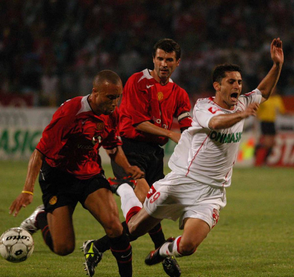 RETRO GSP. 64 de ani de la primul meci european al unei echipe românești » Dinamo i-a scos pe turci, apoi a urmat măcelul!