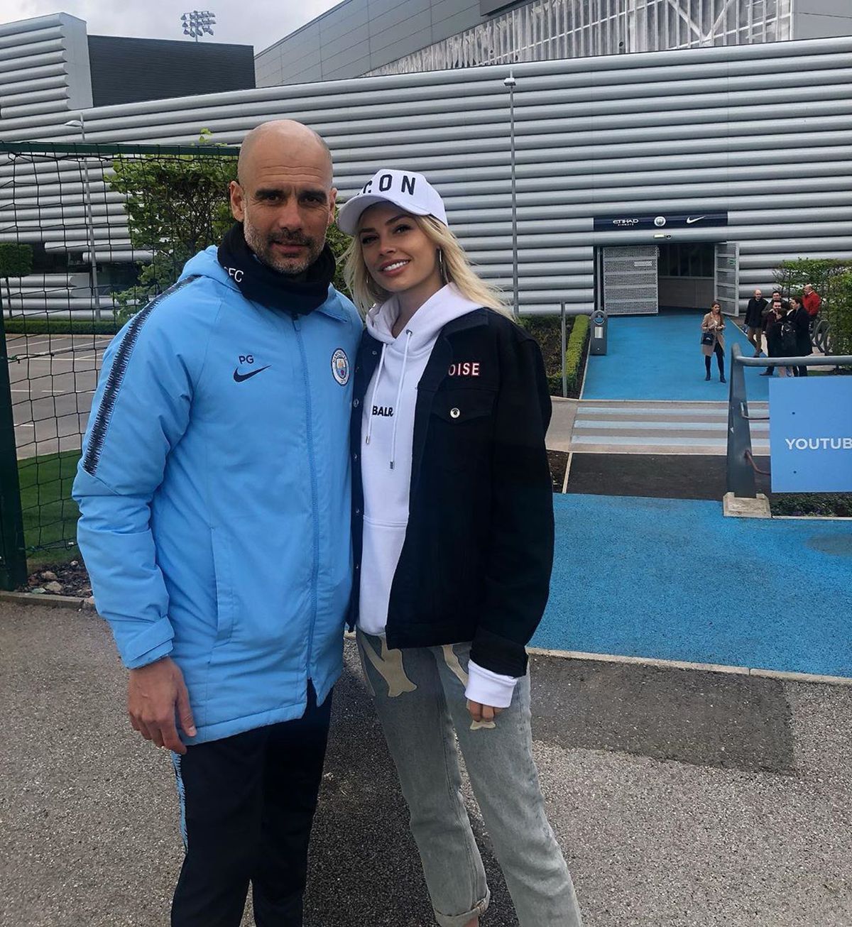 Jurnalista care l-a contrat pe Guardiola, surprinsă pe Arena Națională! Asistă la Ucraina - Austria