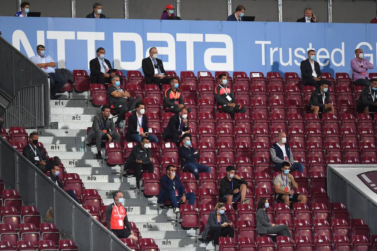 CFR Cluj - Dinamo Zagreb. FOTO L-au ajuns blestemele steliștilor » Cristi Bălgrădean, gafă la primul meci important pentru CFR