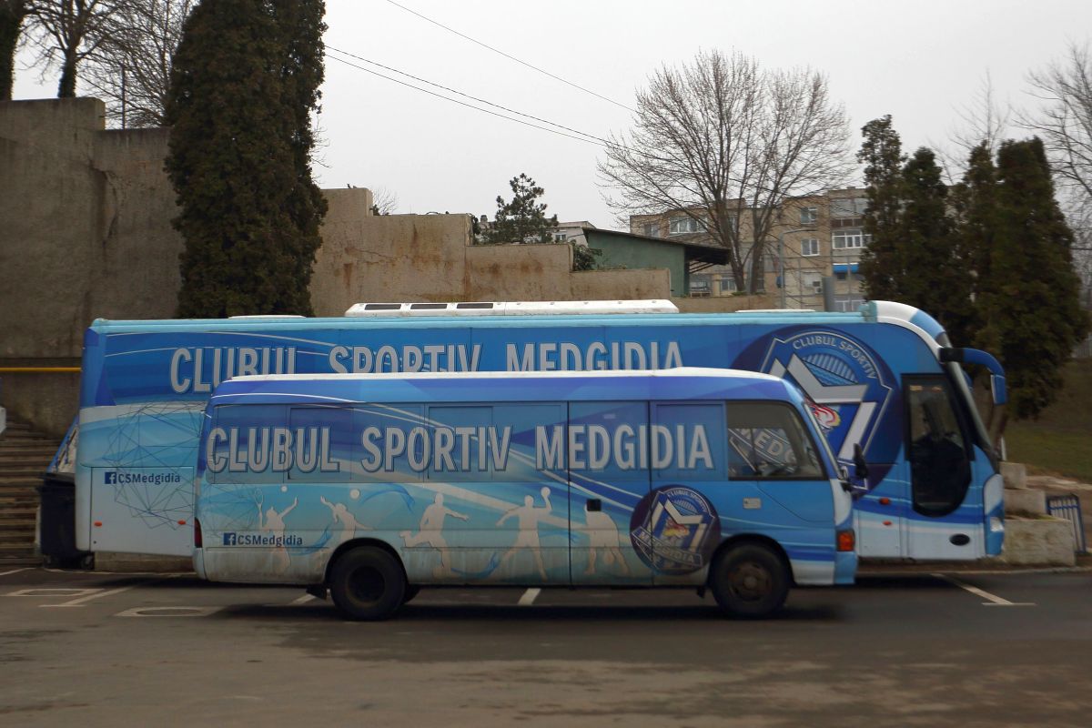 Proiect megalomanic în „Epoca de Aur” » Cum arată astăzi stadionul construit de comuniști la Medgidia