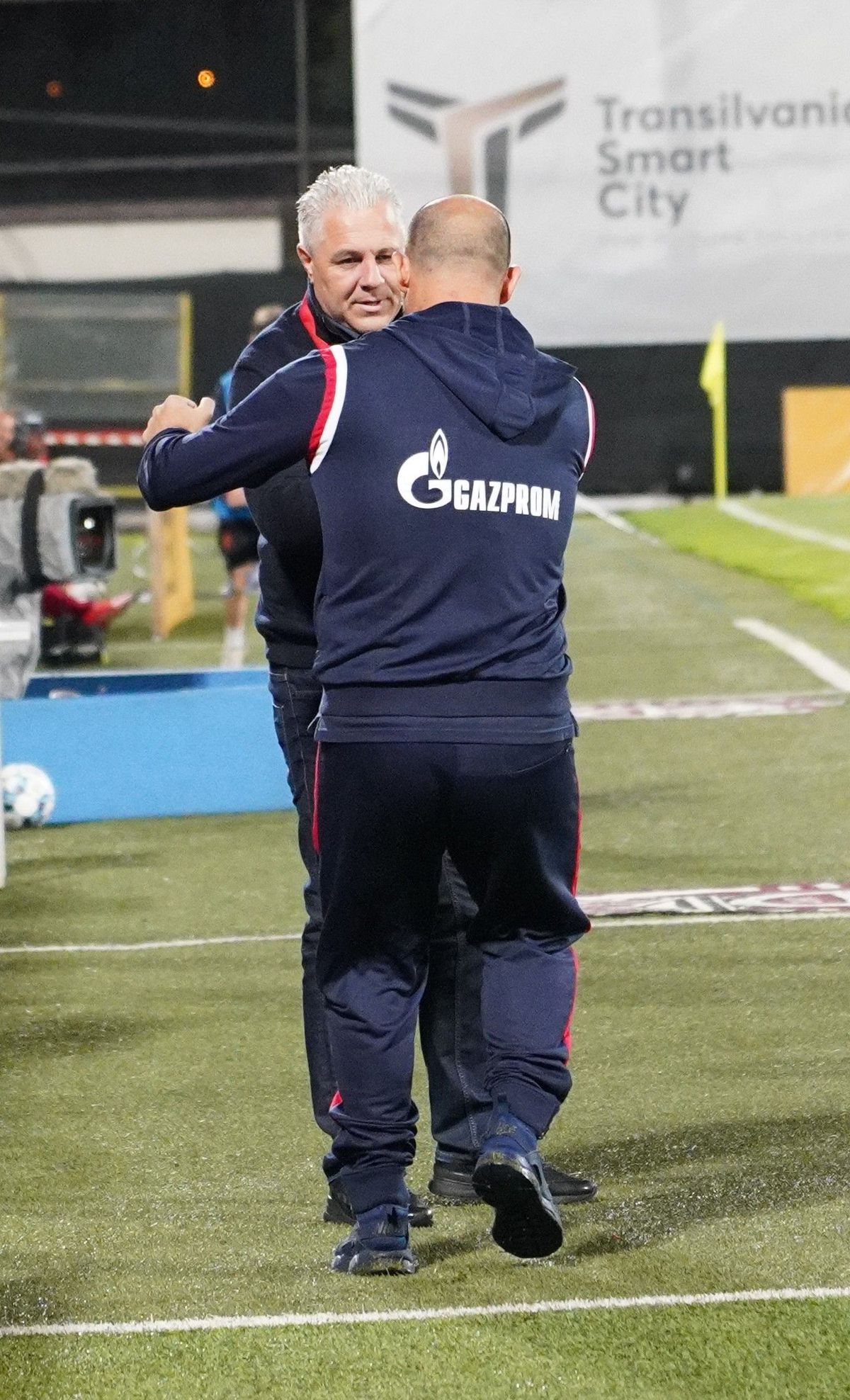 Dan Petrescu, din nou la treabă! Cum a comentat grupa CFR-ului din Conference League