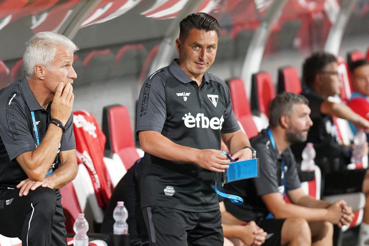 Criză la Craiova: Croitoru are 3 eșecuri în 4 etape! UTA urcă pe loc de play-off