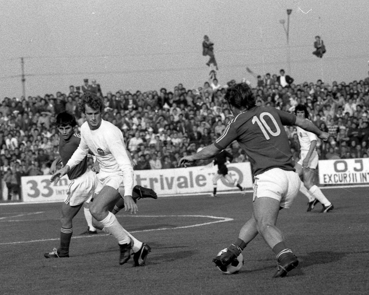 Nicolae Dobrin - Fotbalistul nepereche inventat pe «Maracana Piteștiului»