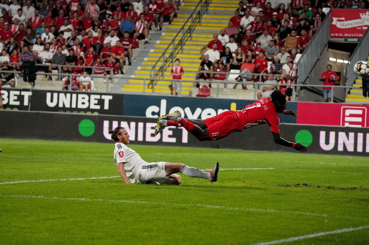 FOTO UTA Arad - FCU Craiova 26.08.2022