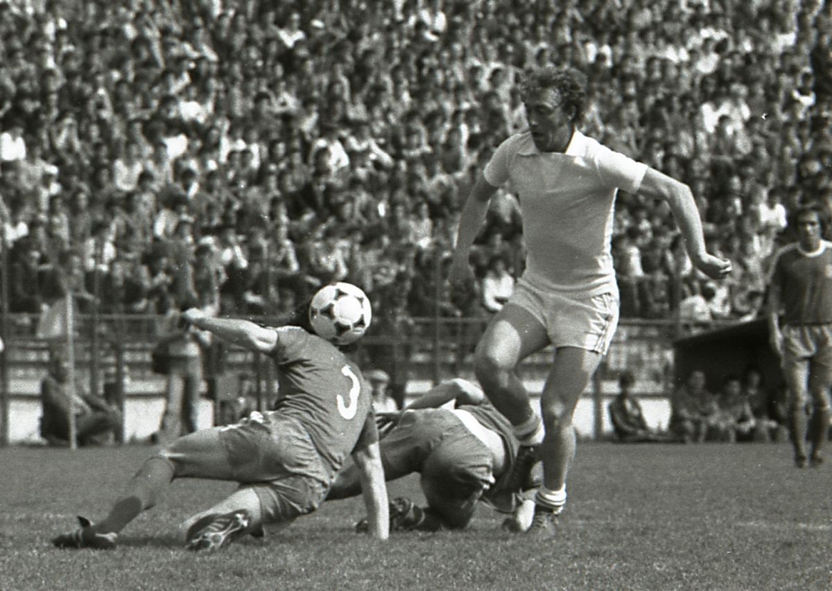 Dobrin ar fi împlinit 75 de ani! 3 episoade neștiute: de ce voia să zboare pe „coada" avionului, de ce milițianul i-a cerut câțiva litri de benzină și de ce n-a fost încântat de țuica de Botoșani