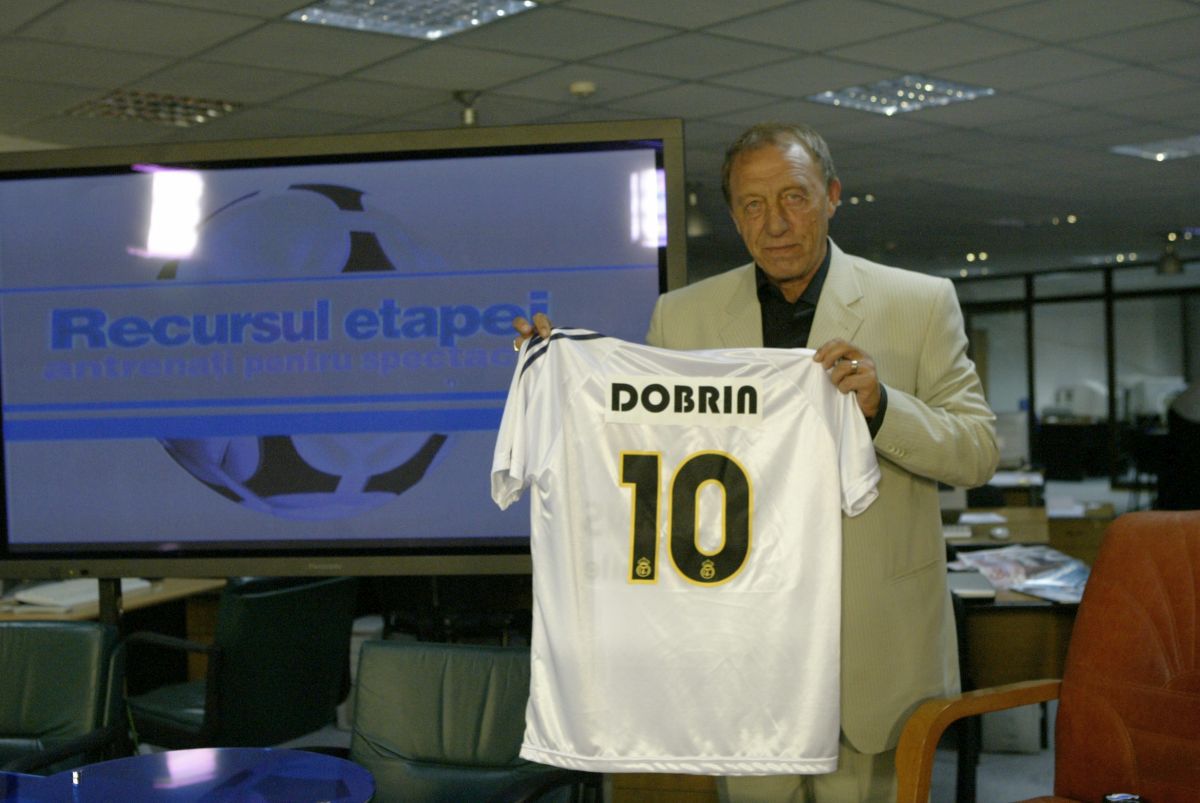 Nicolae Dobrin - Fotbalistul nepereche inventat pe «Maracana Piteștiului»