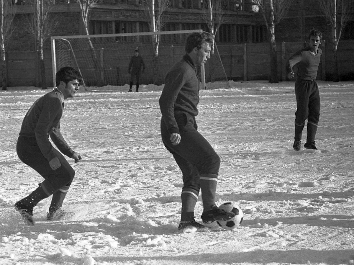 Nicolae Dobrin - Fotbalistul nepereche inventat pe «Maracana Piteștiului»
