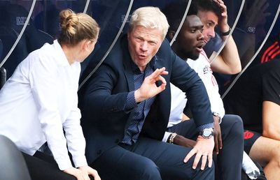 E război! Gestul surprins de catalani la Oliver Kahn: „Își bate joc de Barcelona”