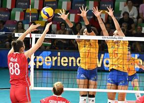 România a pierdut la mare luptă „optimea” cu Franța » Parcurs lăudabil al „tricolorelor” la Campionatul European de volei feminin