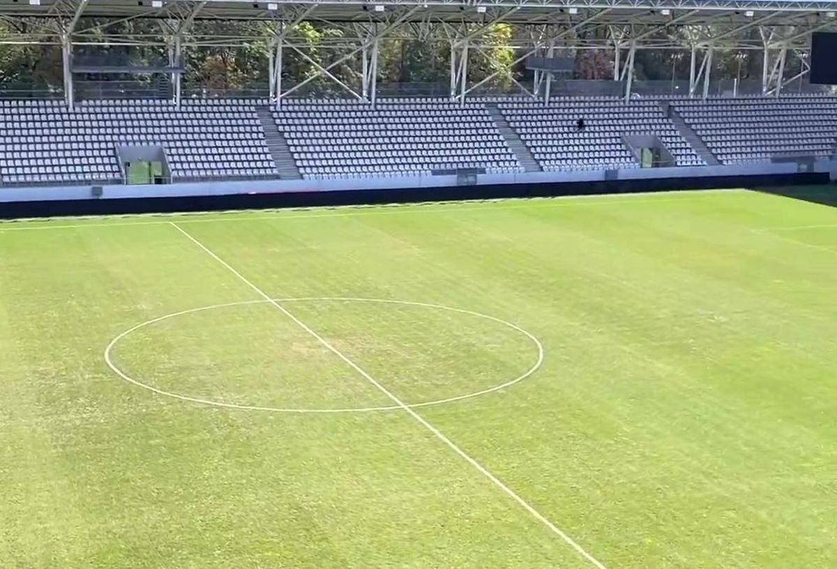 Gazonul de pe „Arcul de Triumf”, un DEZASTRU » Cum arată suprafața de joc înainte de duelul sold out Dinamo - Petrolul
