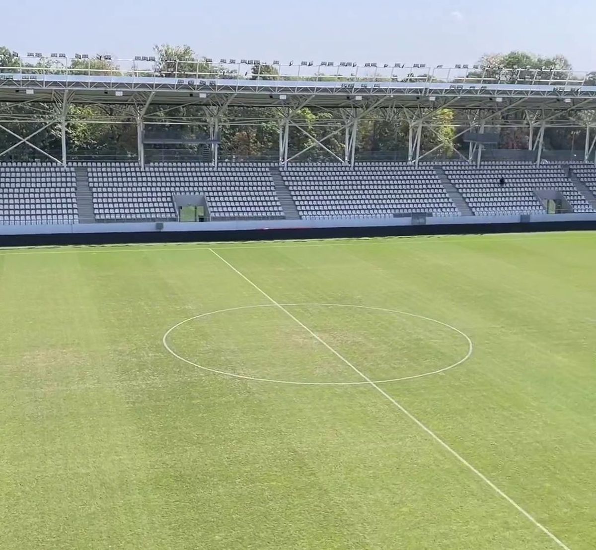 FOTO Gazonul de pe „Arcul de Triumf” înainte de Dinamo - Petrolul