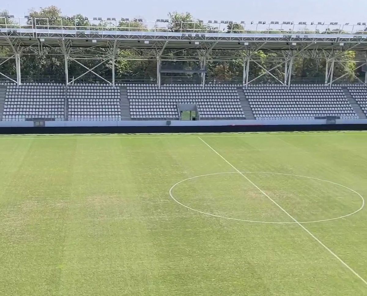 FOTO Gazonul de pe „Arcul de Triumf” înainte de Dinamo - Petrolul