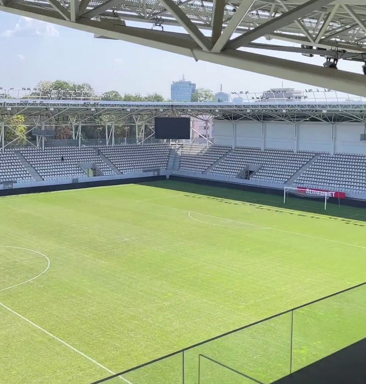 Gazonul de pe „Arcul de Triumf”, un DEZASTRU » Cum arată suprafața de joc înainte de duelul sold out Dinamo - Petrolul