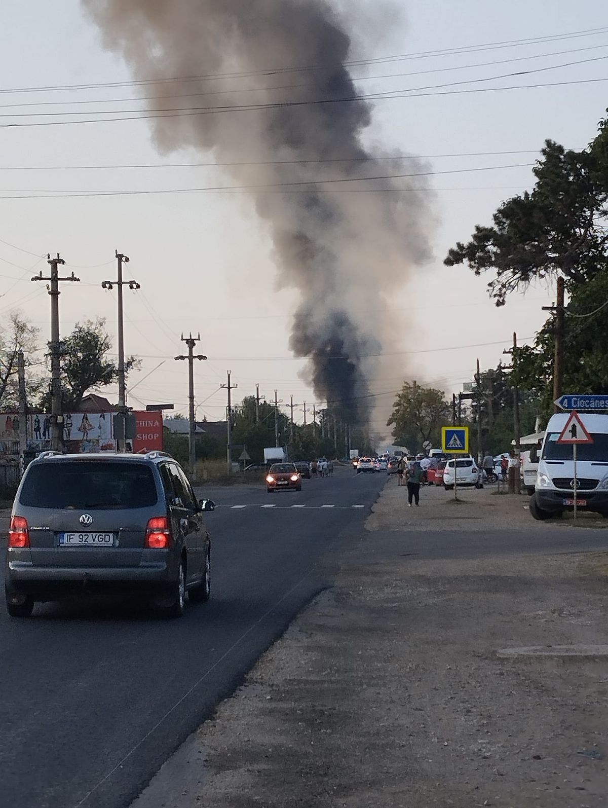 Explozii puternice și incendiu în Crevedia » Ministrul Alexandru Rafila confirmă informațiile dramatice: „Există și decese” + prima reacție a președintelui Iohannis