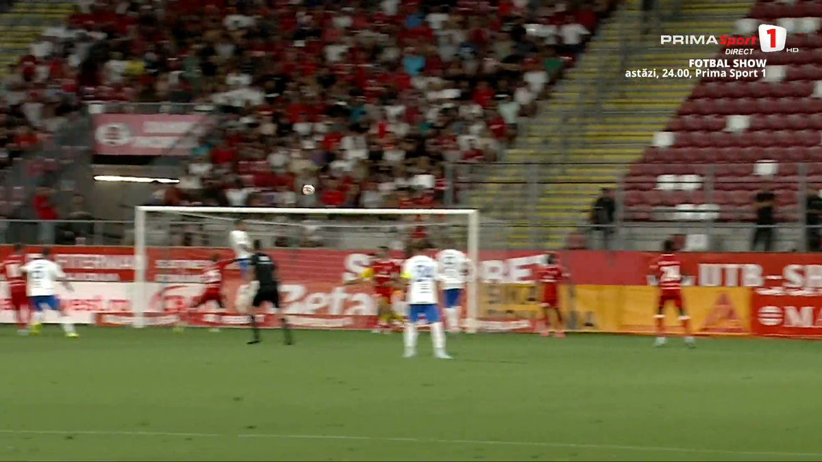 Hagi a făcut iureș pe bancă! Criză de nervi la adresa arbitrului: Farul a cerut două penalty-uri într-un minut + verdictul specialistului