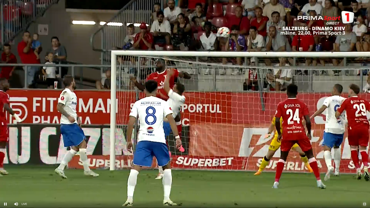 Hagi a făcut iureș pe bancă! Criză de nervi la adresa arbitrului: Farul a cerut două penalty-uri într-un minut + verdictul specialistului