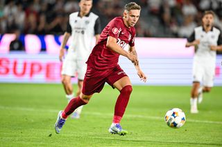 Louis Munteanu, misterios în legătură cu transferul la FCSB: „O să vedeți, mai este o lună și aflați”