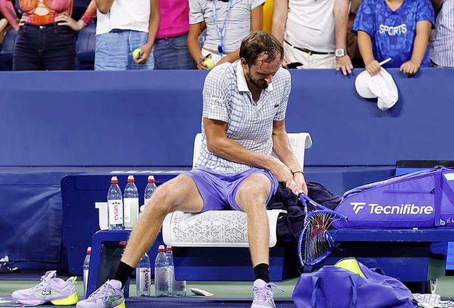 Daniil Medvedev e bun de plată și este sfătuit să caute ajutor specializat