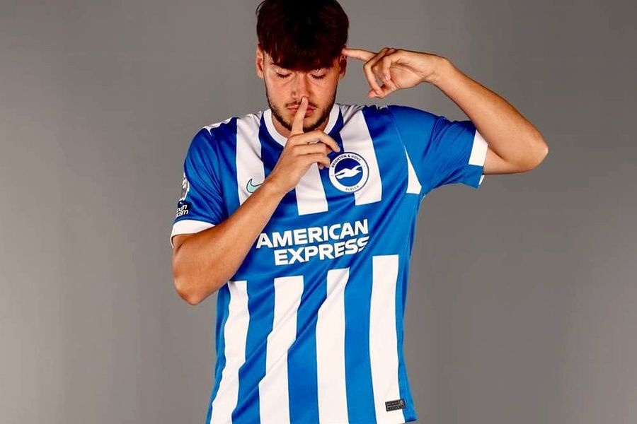 Adrian Mazilu, în echipamentul lui Brighton Here we go! Adrian Mazilu a acceptat oferta și semnează cu Dinamo » Când va fi prezentat