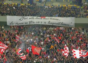 Pleacă de la Dinamo după 15 ani » Poză „de adio” lângă Andrei Nicolescu