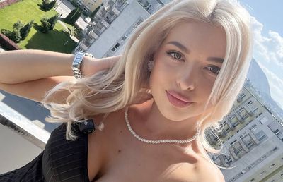 Adriana este noul „transfer” al emisiunii Federației de Fotbal: „Privire de viperă? Eu văd altceva”