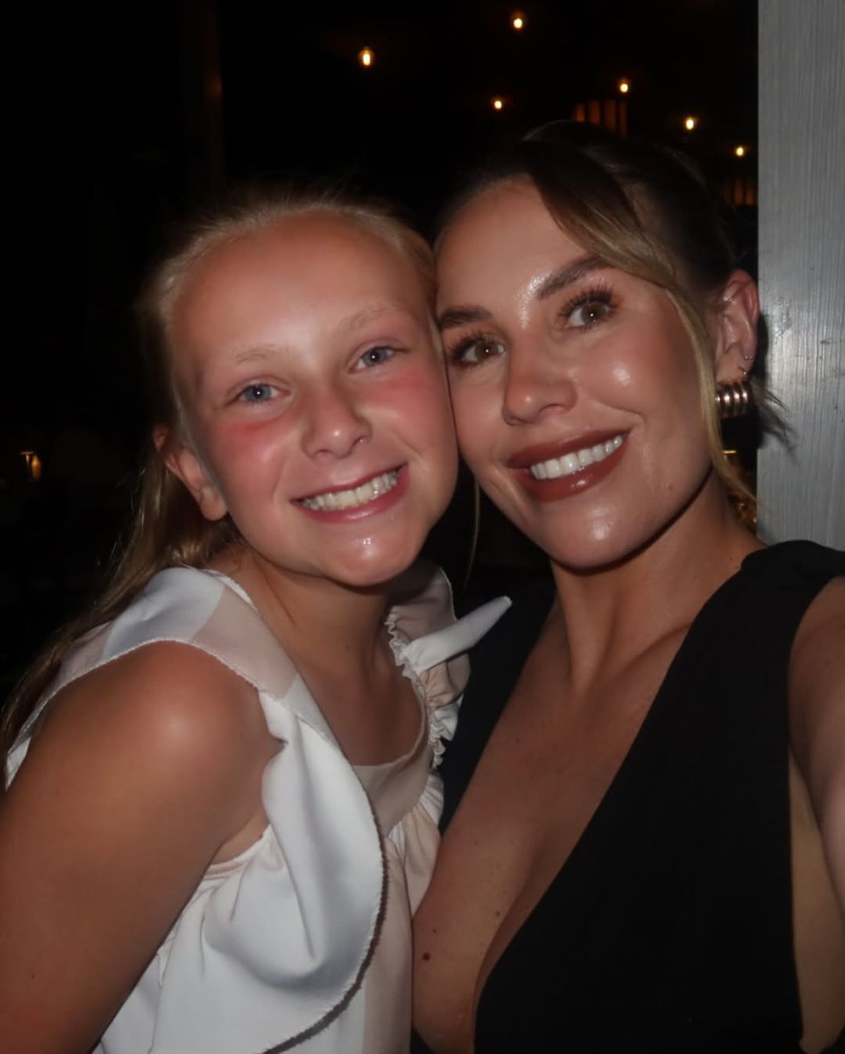 Rio Ferdinand s-a mutat cu familia în Dubai, și-a prezentat vila și a semnalat o mare diferență în ce privește sistemul educațional