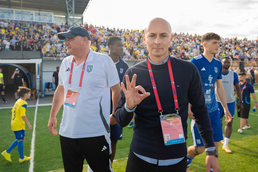 Alexandru Botoș a plecat de la Olimpia Schimbare de antrenor în Liga 2, cu o zi înainte de meci » Doi foști portari din Divizia A se vor ocupa de echipă