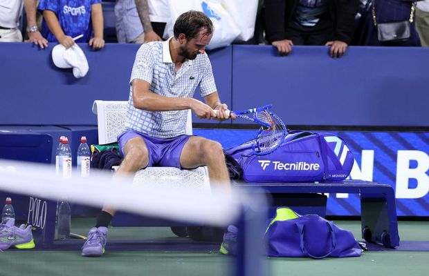Daniil Medvedev e bun de plată și este sfătuit să caute ajutor specializat