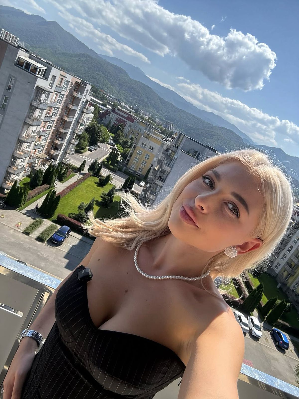 Adriana este noul „transfer” al emisiunii Federației de Fotbal: „Privire de viperă? Eu văd altceva”