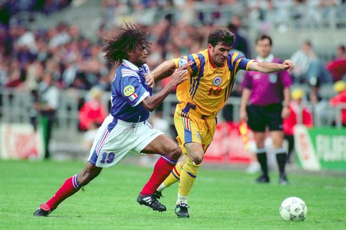 Duel Karembeu - Hagi, la Euro 1996 FOTO: Imago Images