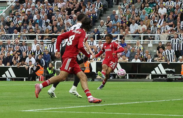 Rio Ngumoha, noul copil-minune al lui Liverpool: „Într-o bună zi, o să câștig Balonul de Aur!”