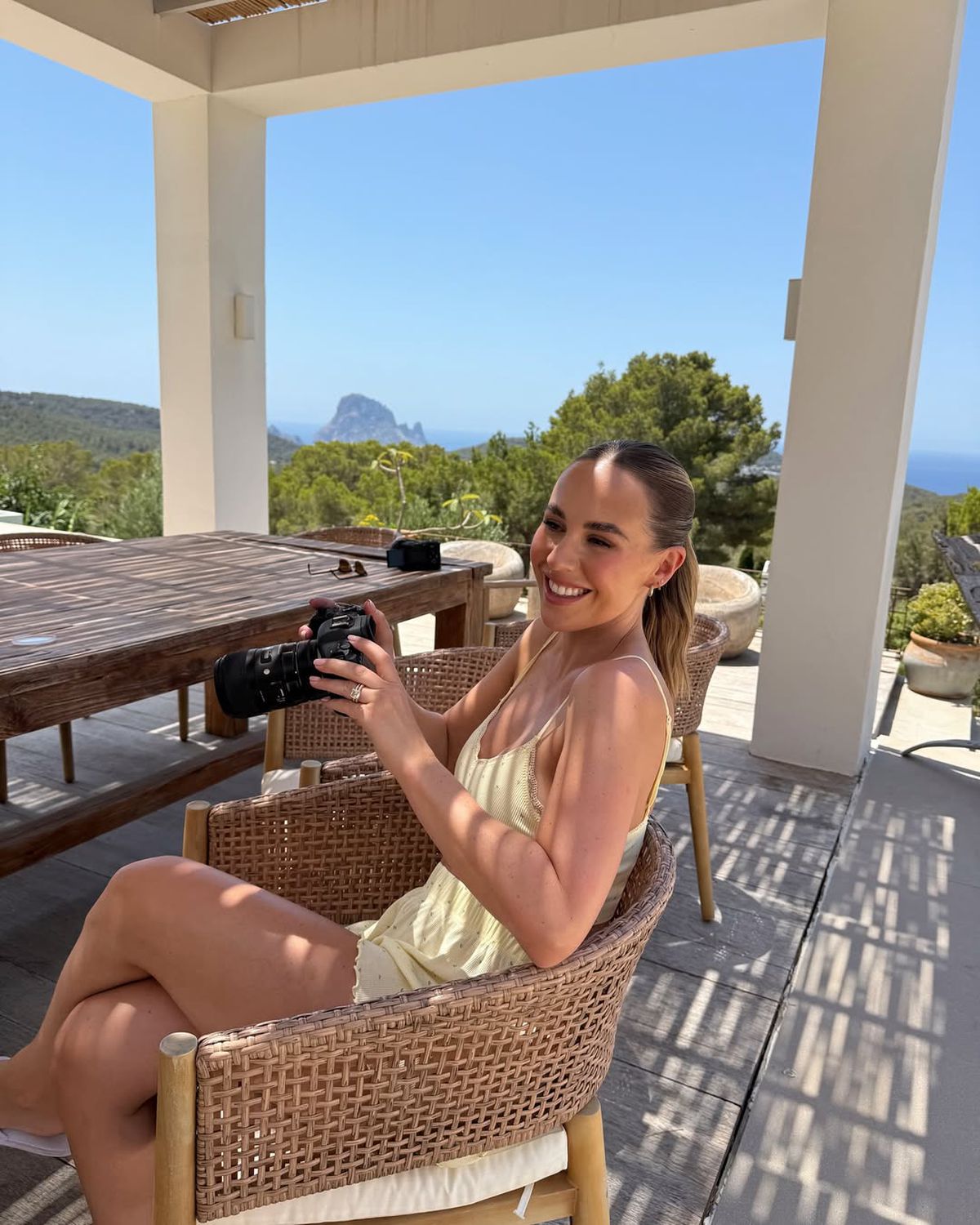 Rio Ferdinand s-a mutat cu familia în Dubai, și-a prezentat vila și a semnalat o mare diferență în ce privește sistemul educațional