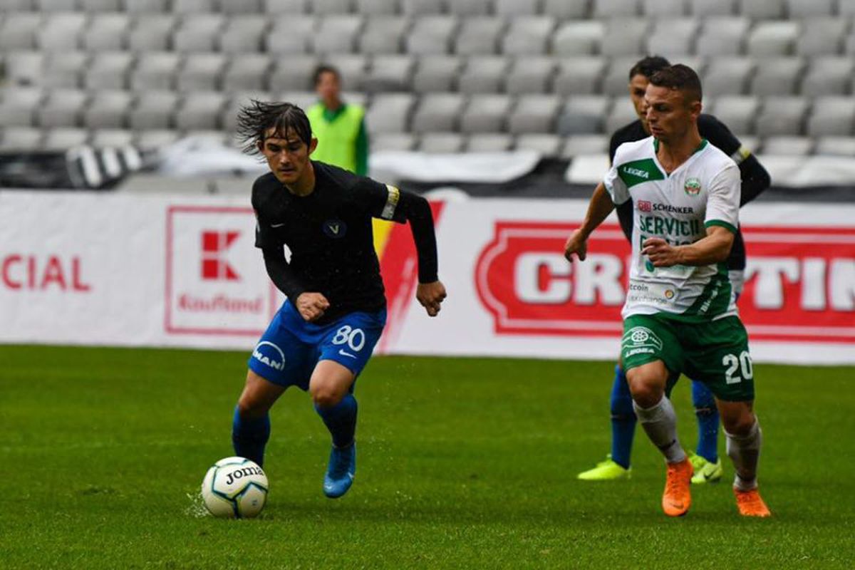 SĂNĂTATEA CLUJ - VIITORUL 1-0 // FOTO Cronică Justin Gafiuc: „Ce virus în grădiniță! Unii jucători și-ar dori să nu dea ochii cu Hagi pentru 5 vieți”