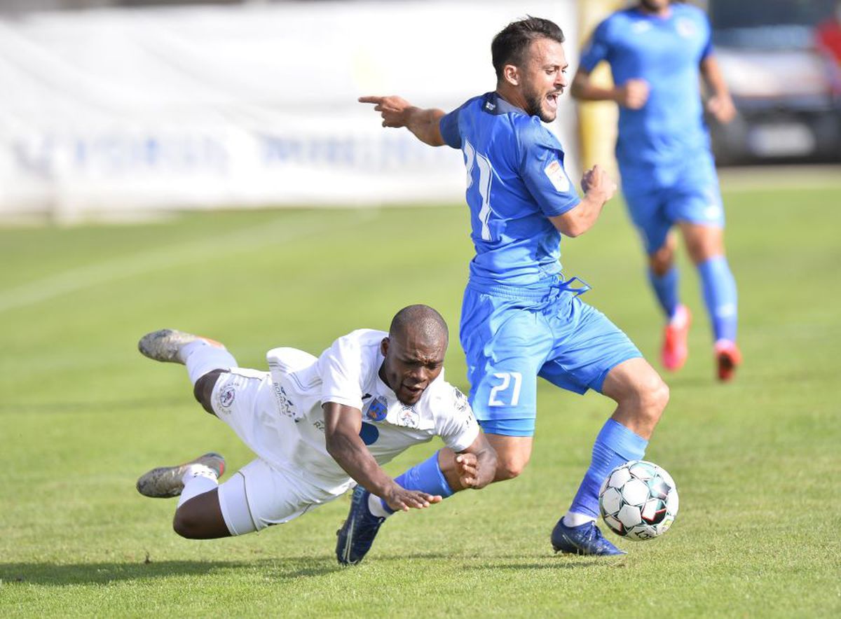 CLINCENI - GAZ METAN 2-0 » VIDEO+FOTO Academica, pe loc de play-off după prima victorie a sezonului! Cum arată clasamentul + jucătorii au făcut show în vestiar