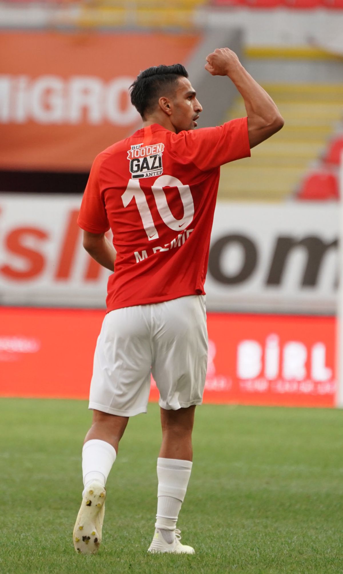 GOZTEPE - GAZIANTEP 2-2. Marius Șumudică își pune jucătorii la zid: „Nu pot să înțeleg asta! Este trist”