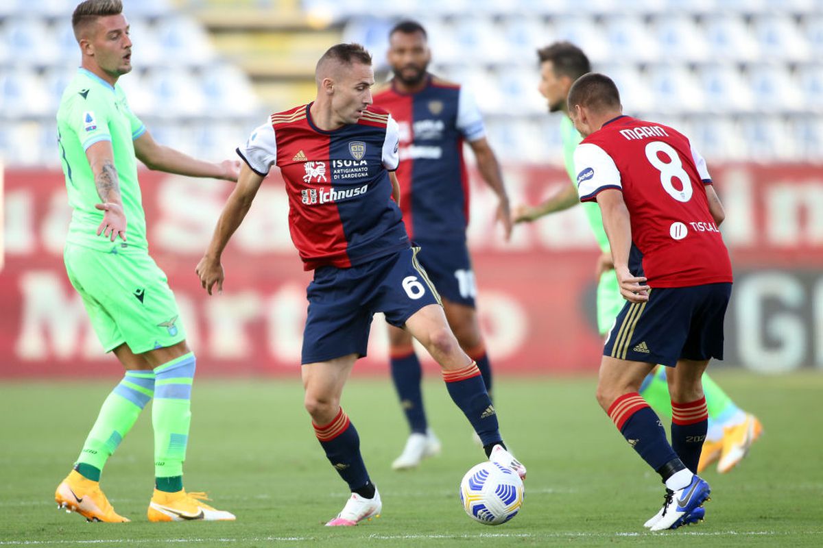 Cagliari - Lazio 0-2. FOTO + VIDEO » Răzvan Marin a pierdut duelul cu Ștefan Radu! A luat primul galben în Serie A