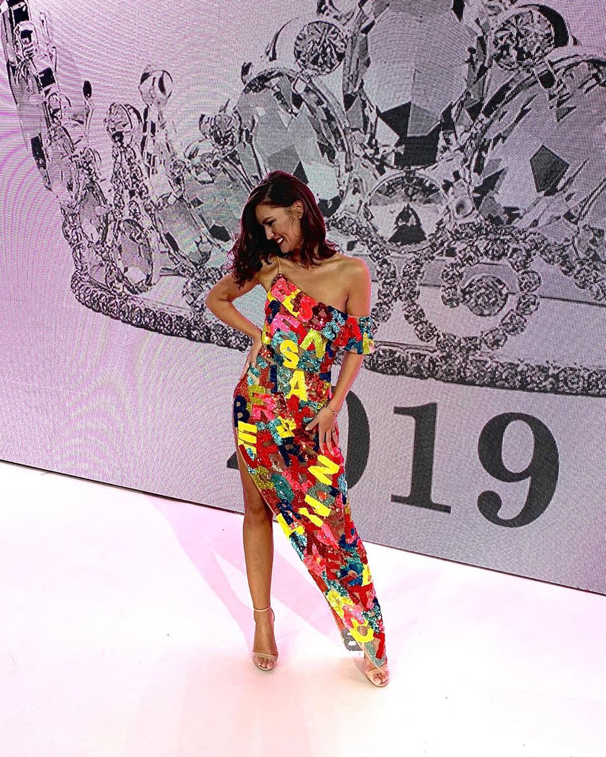 Deea, sora lui George Pușcaș, face senzație pe rețelele de socializare: „Nu uita să te joci” » Cum arată sora atacantului de la Reading