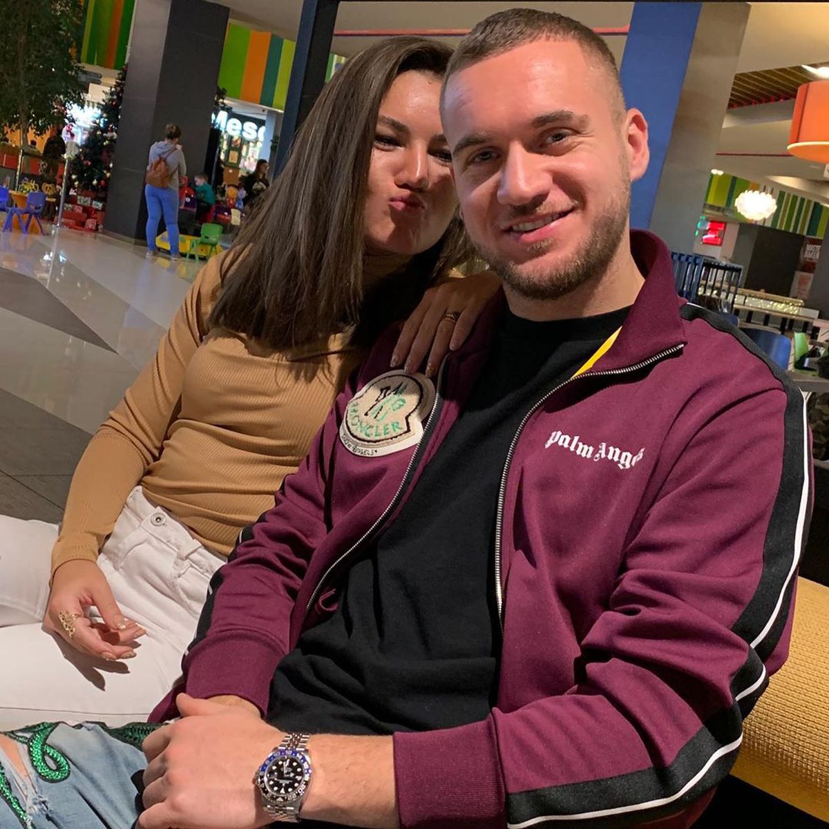 Deea, sora lui George Pușcaș, face senzație pe rețelele de socializare: „Nu uita să te joci” » Cum arată sora atacantului de la Reading