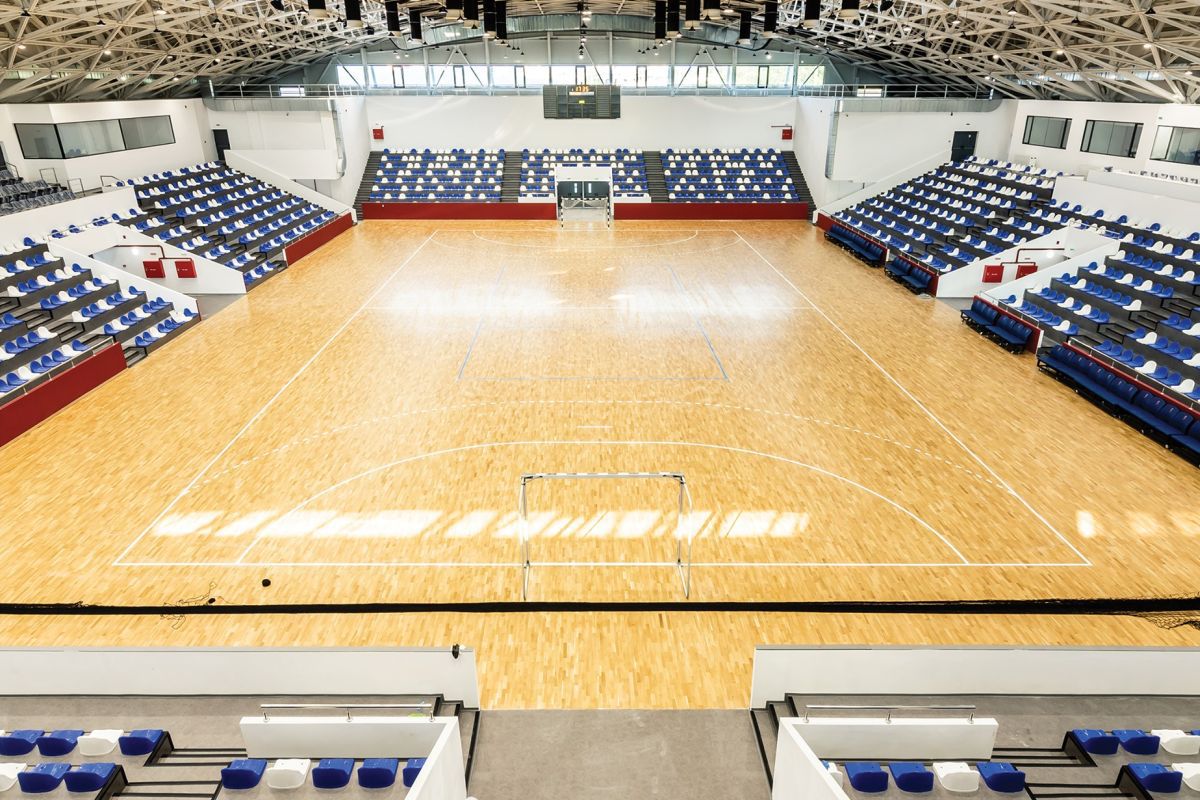 Sală polivalentă de peste 5 milioane de euro, inaugurată într-un oraș cu 30.000 de locuitori: „E cea mai modernă din țară”