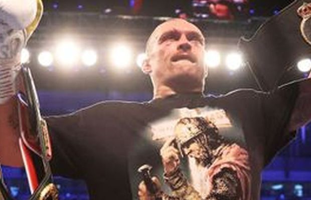 Oleksandr Usyk, campionul mondial la categoria grea, a debutat în fotbal! Cum s-a descurcat la primul meci