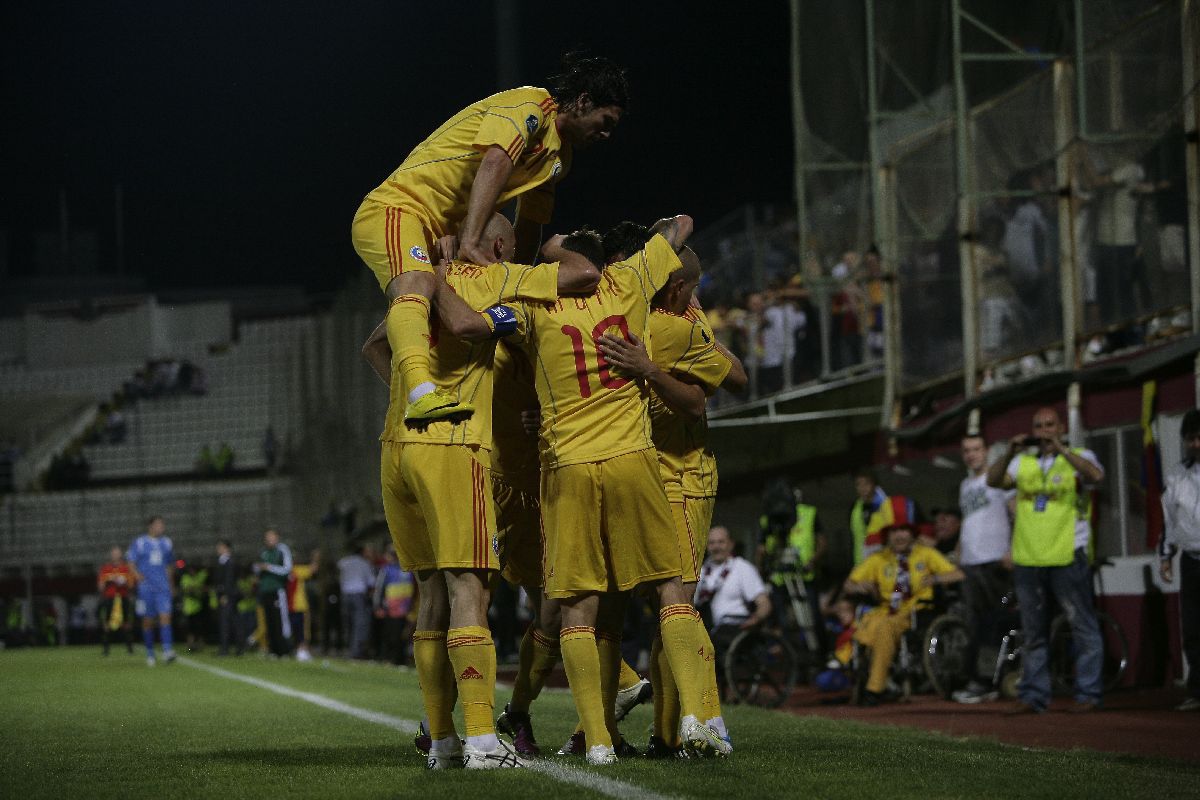 România - Bosnia, atunci și acum » Imagini memorabile din Bănie, de la duelul din 2003: „Mutu a «divorțat» de ghinion”