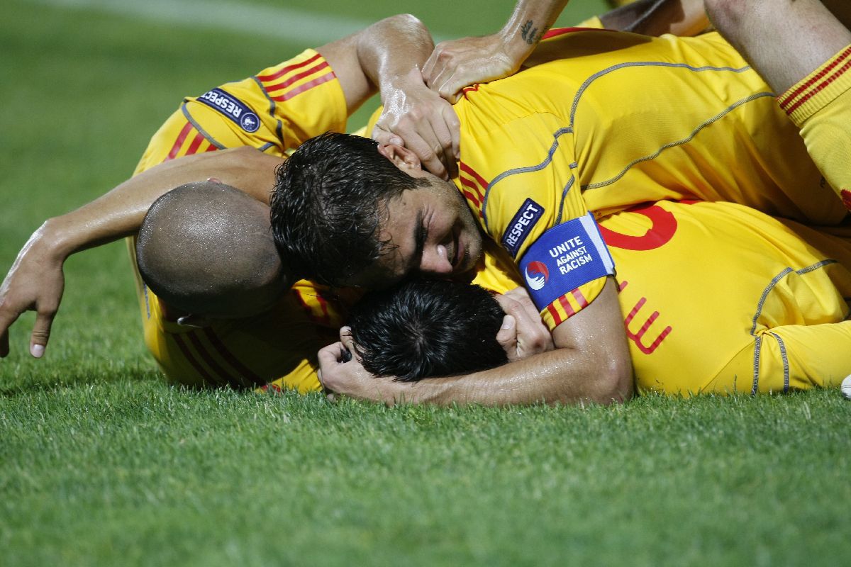 România - Bosnia, atunci și acum » Imagini memorabile din Bănie, de la duelul din 2003: „Mutu a «divorțat» de ghinion”