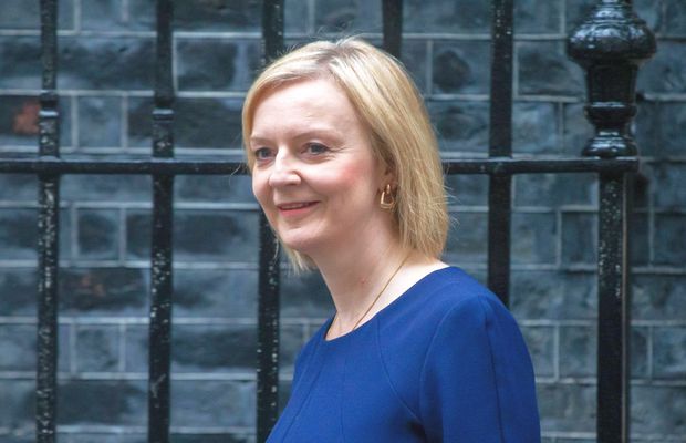 Scandal în Marea Britanie! Primul-Ministru, acuzat că a cheltuit bani publici la magazinul echipei preferate