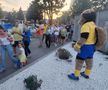 Cozile surprinse în afara stadionului / foto: Raed Krishan