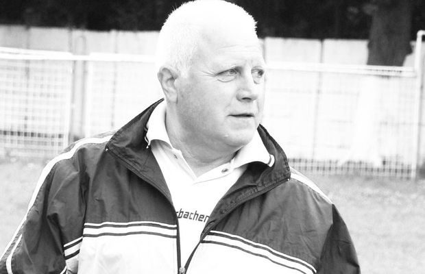 A murit Adrian Hârlab » Fostul tehnician a stat pe banca Brașovului în dubla cu Inter