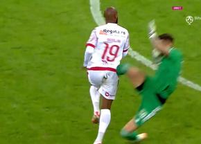 Cum a scăpat Gurău de eliminare? Decizia care a „aprins” prima repriză din Dinamo - FCU Craiova