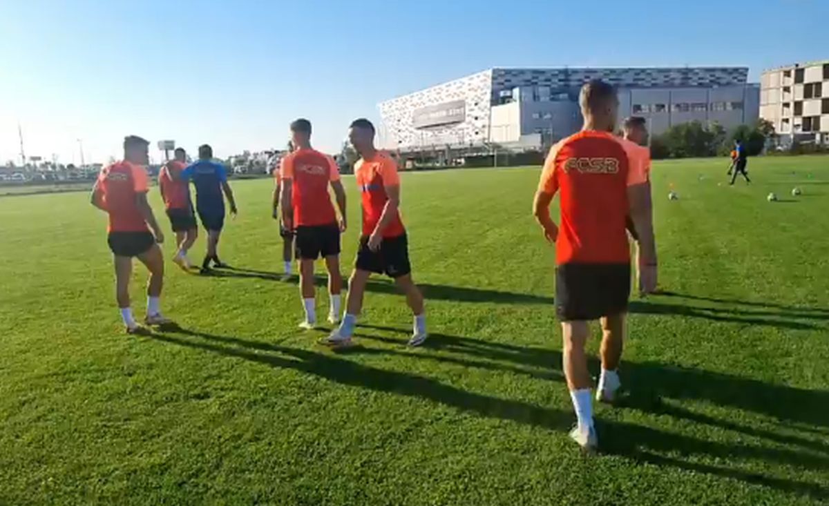 FCSB, primită ca o echipă mare la Oradea + Apariție-surpriză la antrenament